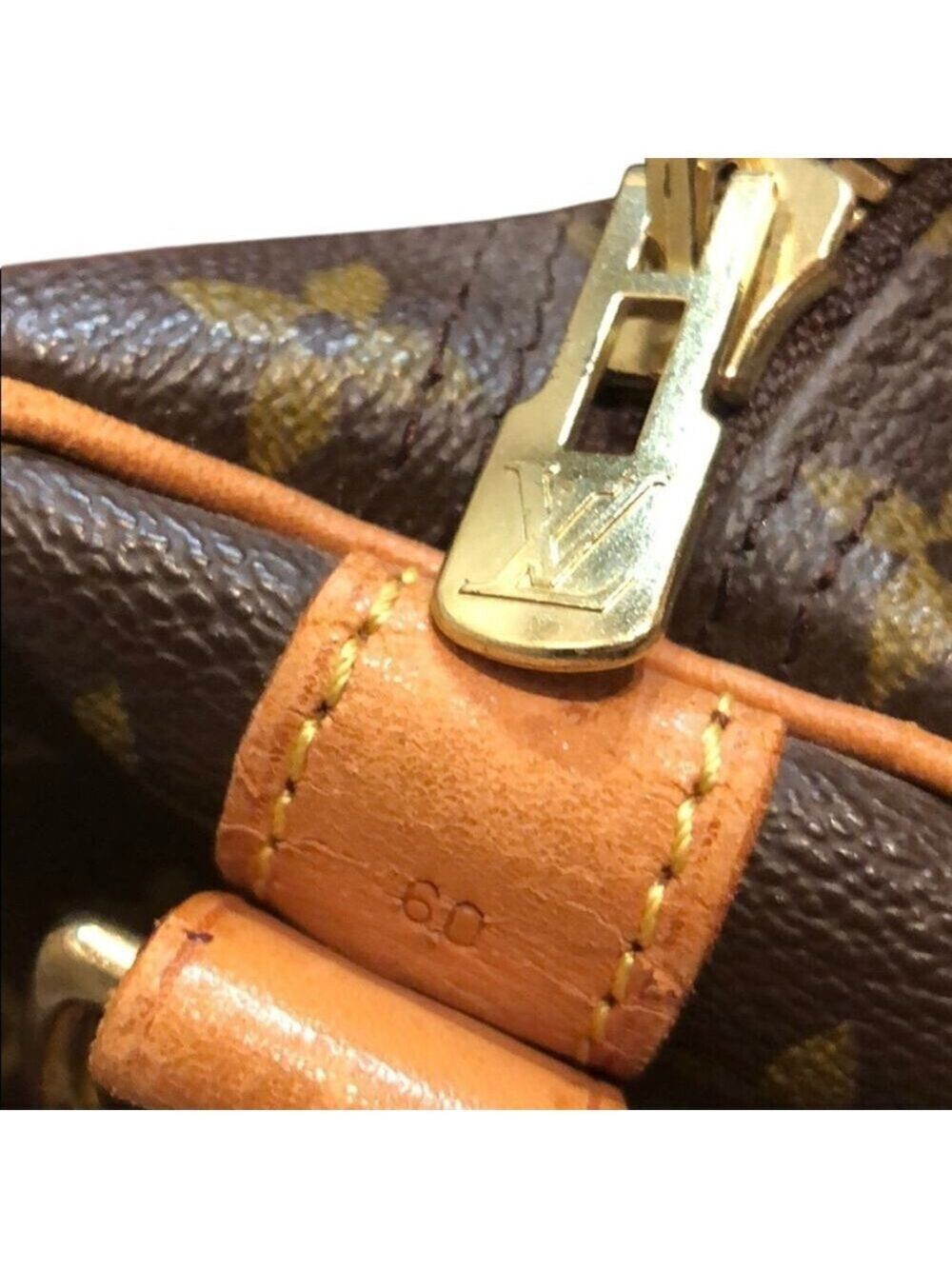 Louis Vuitton Keepall 60 bandelier Travel Bag - Picture 9 of 14